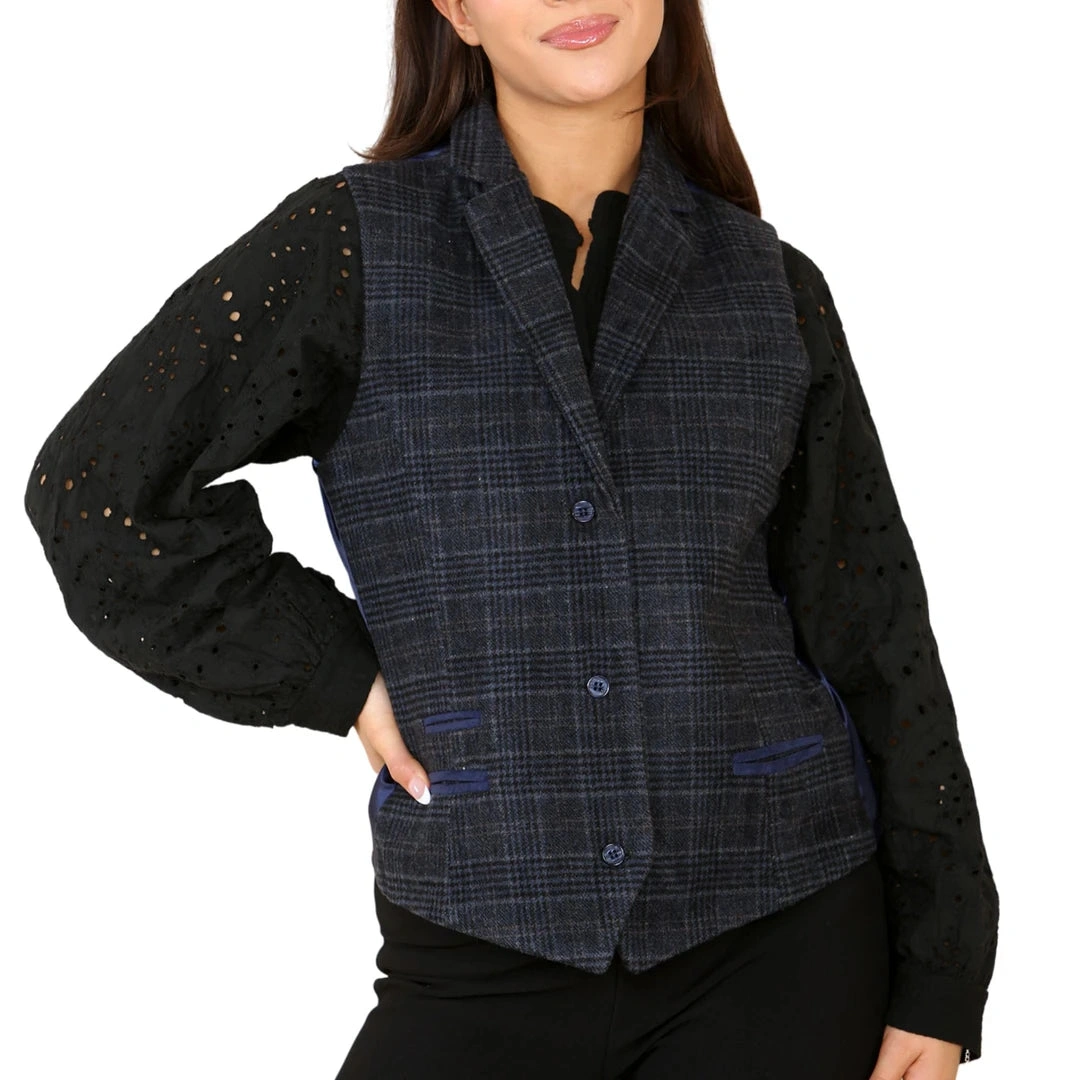 Siniruohto Tweed Check – Viehän Bluusarja – Tyylikäs ja Lumoava!